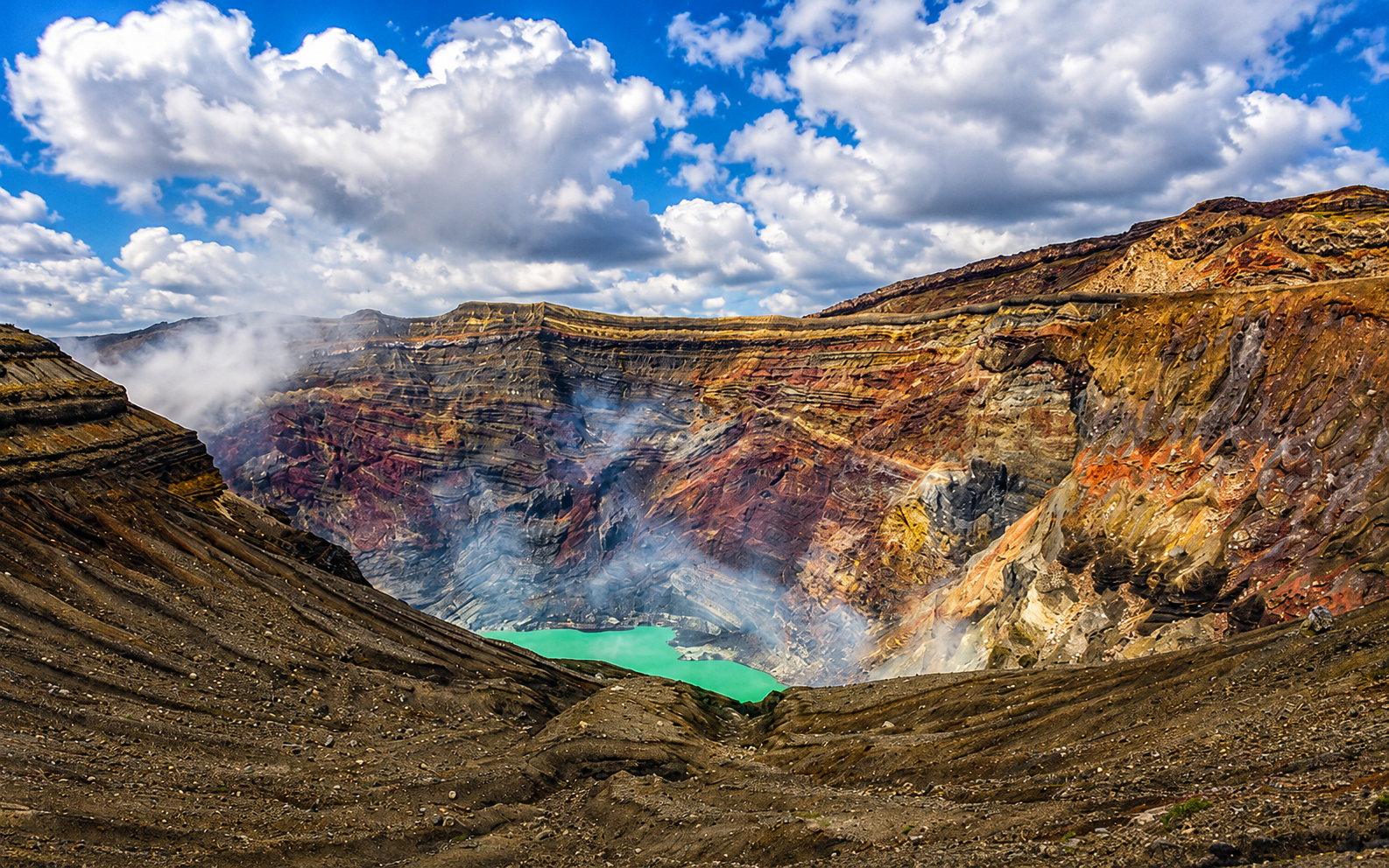 阿蘇破火山口